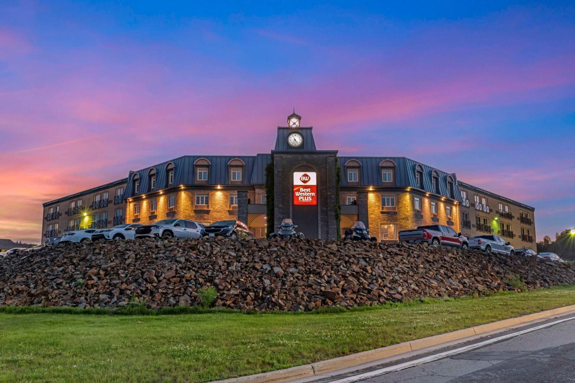 Best Western Plus Edmundston Exterior foto